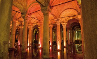 La Cisterna Basílica almacenaba hasta cien mil toneladas de agua.